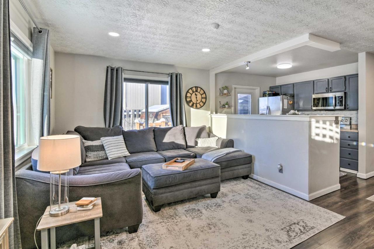 Updated Townhome Near Airport And Shopping! Anchorage Exterior foto